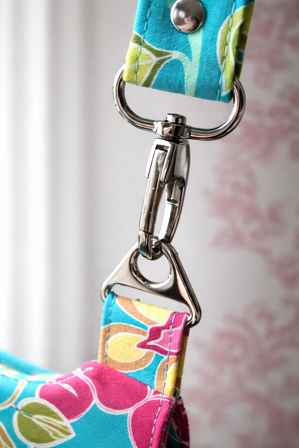 25mm triangle rings and snap hooks from Bobbin Girl Bag Making Supplies