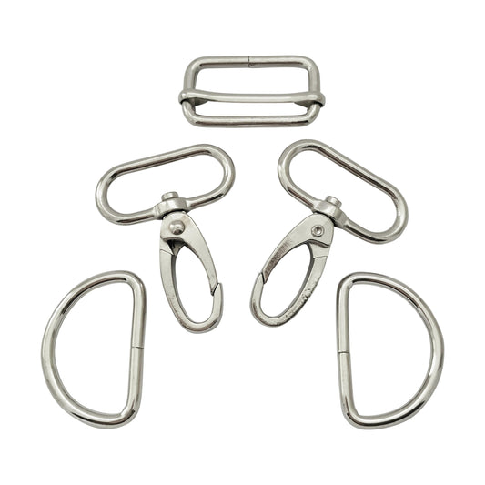 32mm silver hardware kit containing two hooks, two D rings and one slider