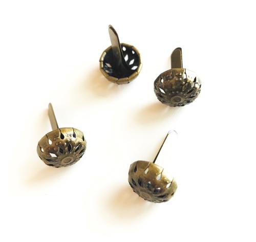 12mm antique brass cage feet come with washers for fixing   
