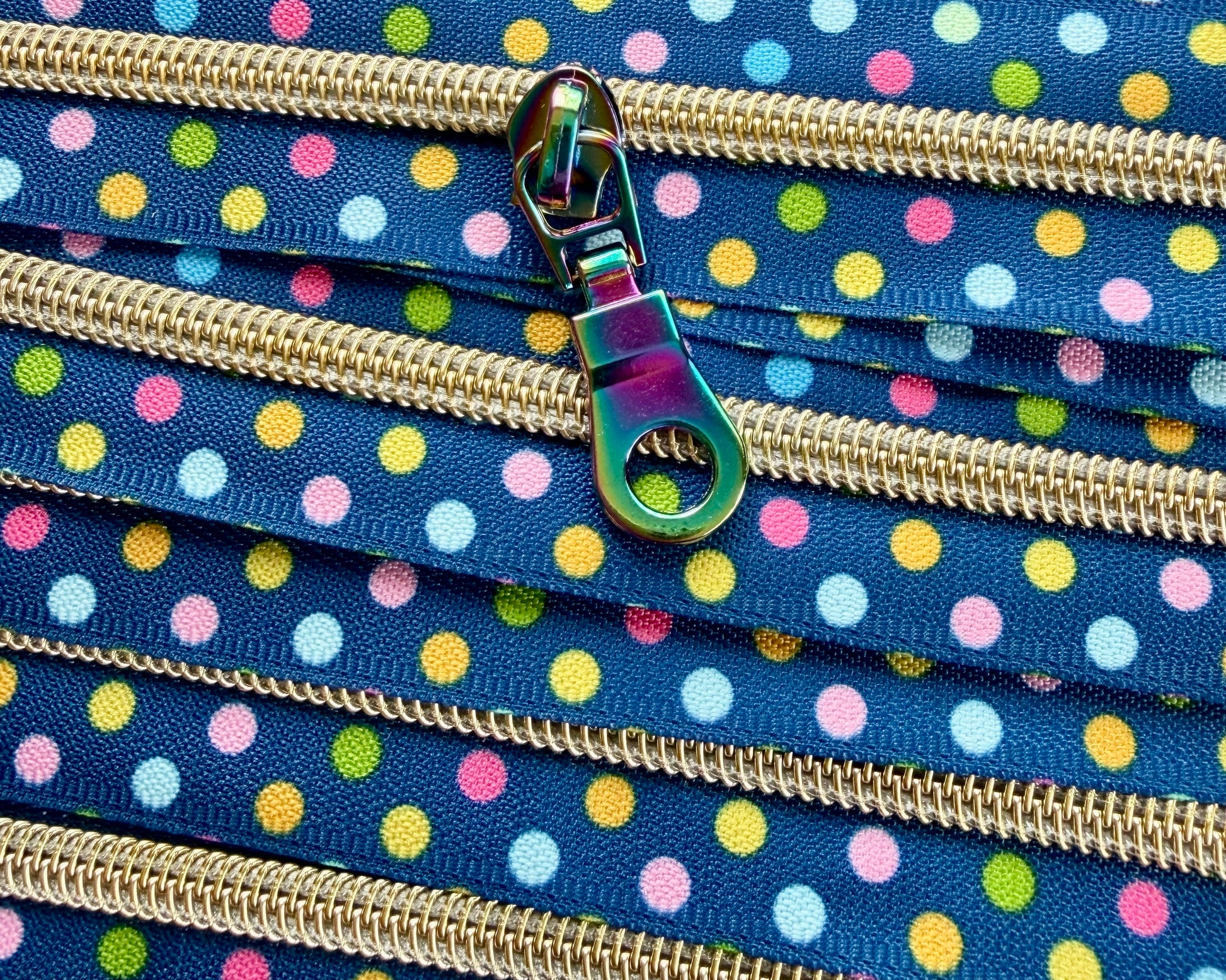 At a pop of fun and colour to your next bag making projet