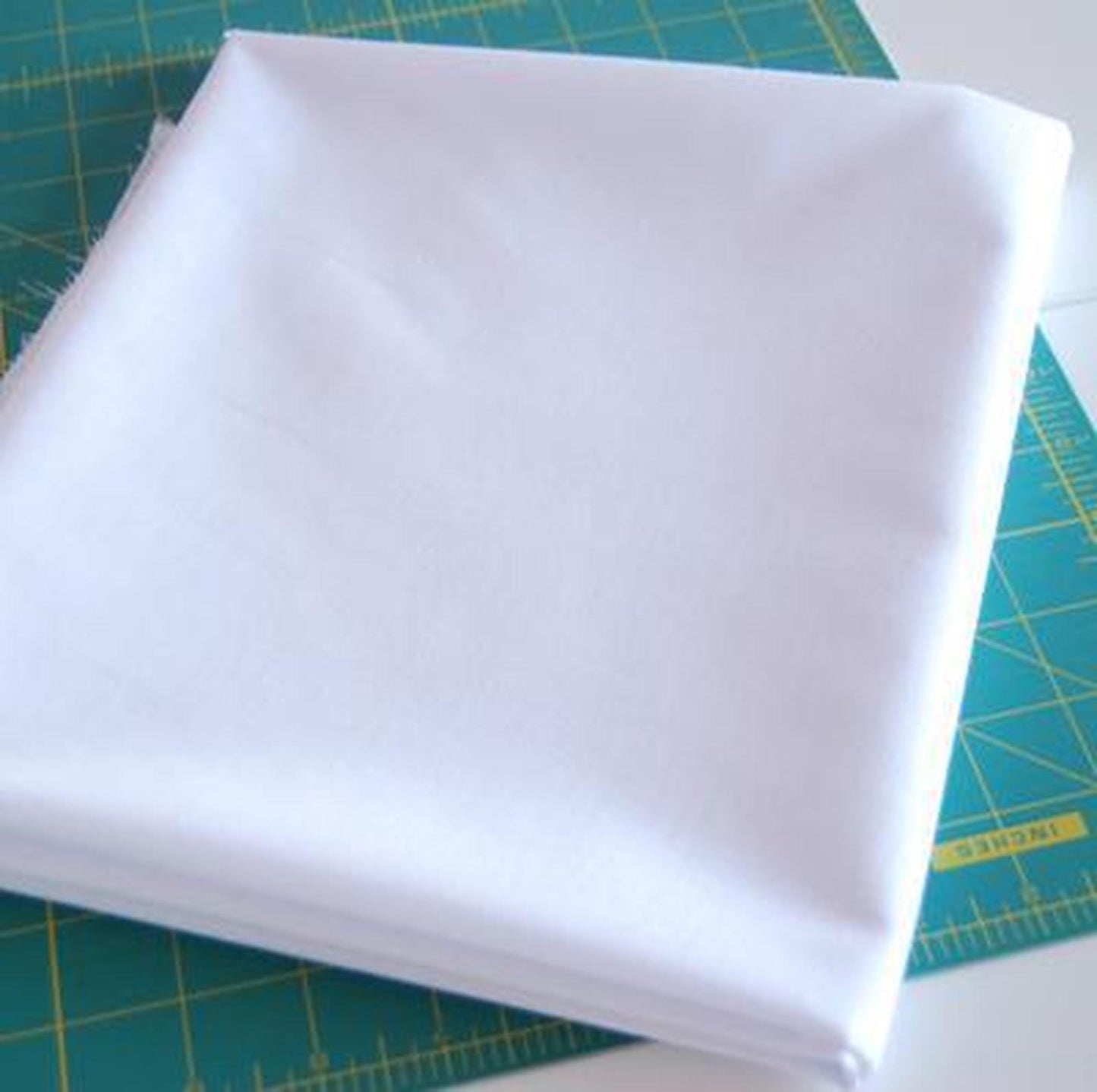 REMNANT Value Woven Interfacing - Equivalent to Pellon Shape-Flex 101